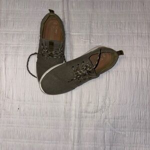 TOMS Olive Green Canvas Lace-Up Sneakers